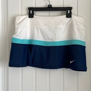 Nike NWT Golf Skirt, size L, blue and white